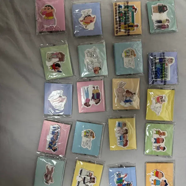 [BUNJANG] Crayon Shin-chan Acrylic Stand / 짱구 아크릴 스탠드