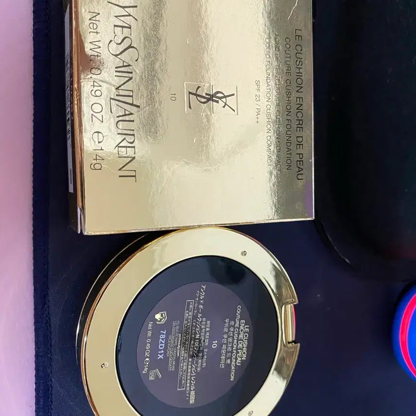 [BUNJANG] Yves Saint Laurent Le Cushion Encre de Peau Foundation SPF 23 PA++ / 입생로랑 르 쿠션 엉크르 드 뽀 파운데이션