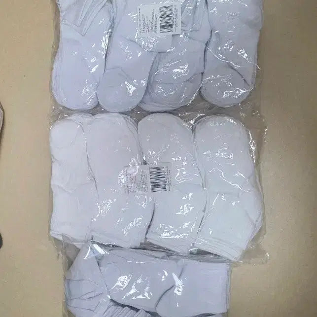 [BUNJANG] Basic Cotton Socks 60-Pair Bundle / 새하얀 면 양말 60켤레 일괄