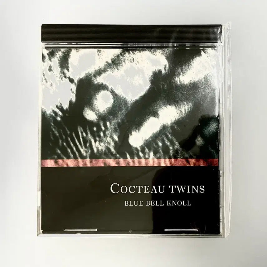 [BUNJANG] Cocteau Twins Blue Bell Knoll 1988 US Original First Press CD / [1988년 미국 초판] 콕토 트윈스(Cocteau Twins) - Blue Bell Knoll cd