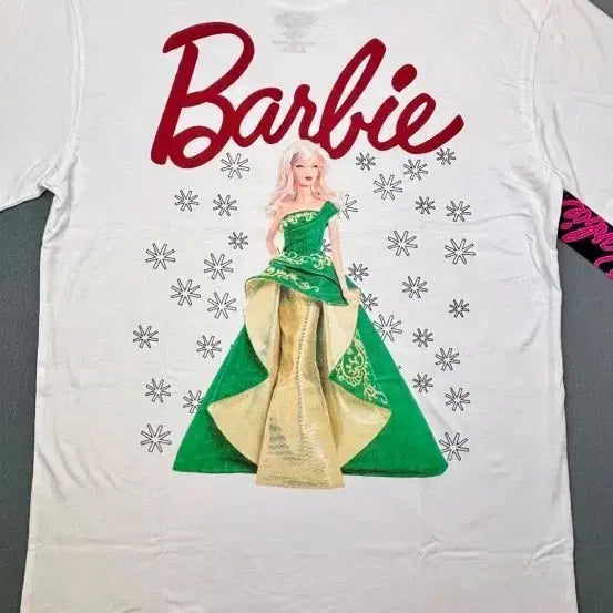 [BUNJANG] Barbie Christmas Short Sleeve T-Shirt, White, L / 바비 반팔 티셔츠 화이트 바비 크리스마스,L