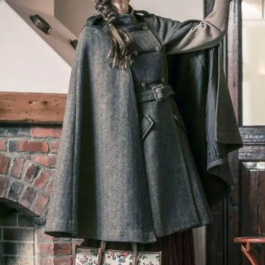 [BUNJANG] Axes Femme Cape Coat / Axes femme 엑시즈팜 케이프 코트 망토