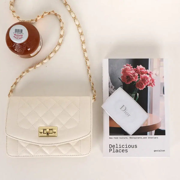 [BUNJANG] White Chain Quilted Handbag / 흰색 체인 퀼팅 핸드백