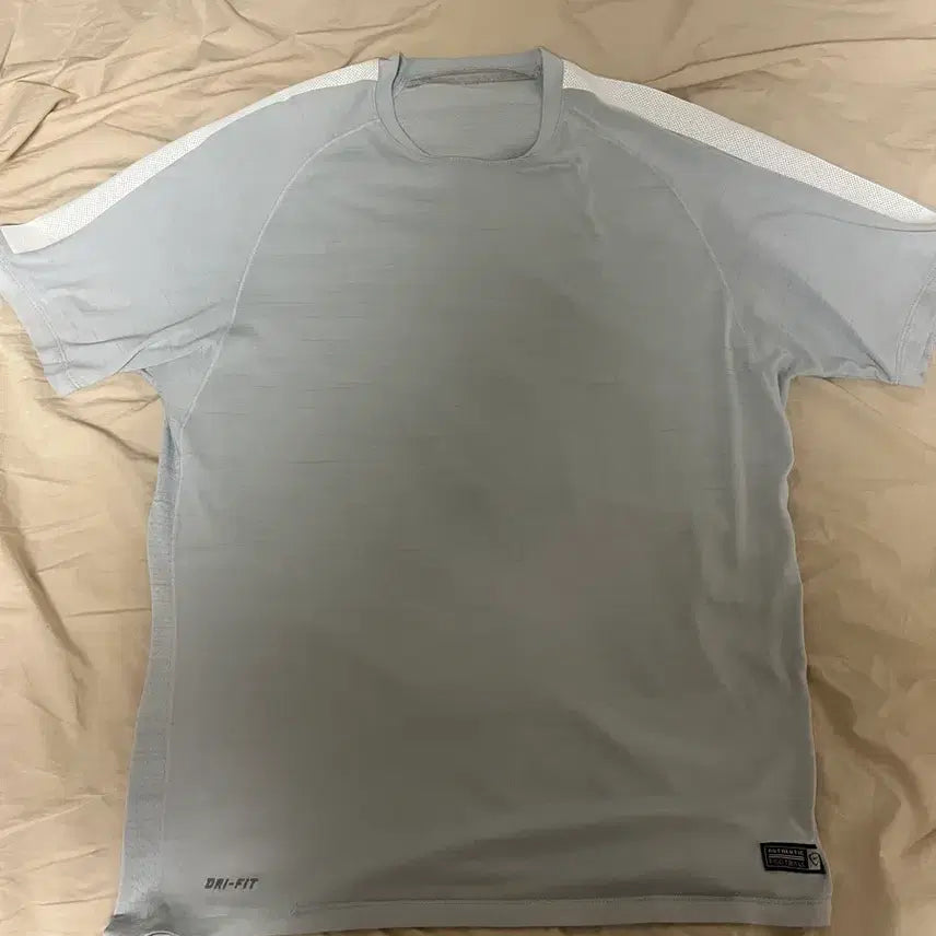 [BUNJANG] Nike Dri-FIT Short Sleeve T-Shirt Grey XL / 나이키 드라이핏 반팔 티셔츠 그레이xl