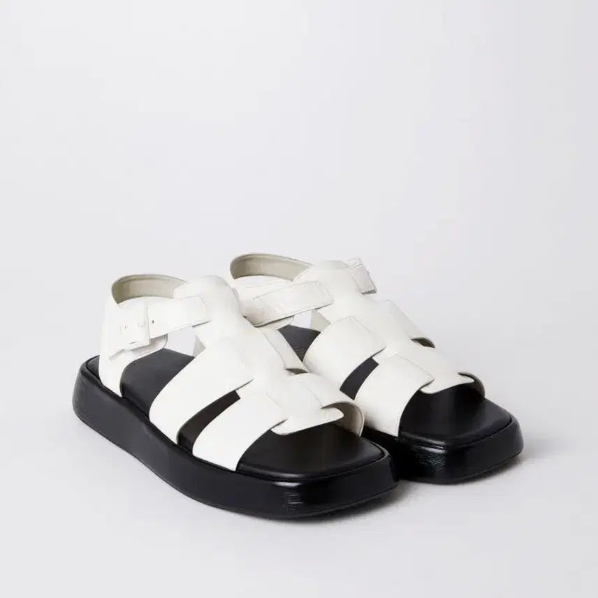 [BUNJANG] SUECOMMA BONNIE White Leather Sandals (Size 230) / 슈콤마보니 화이트 샌들 230