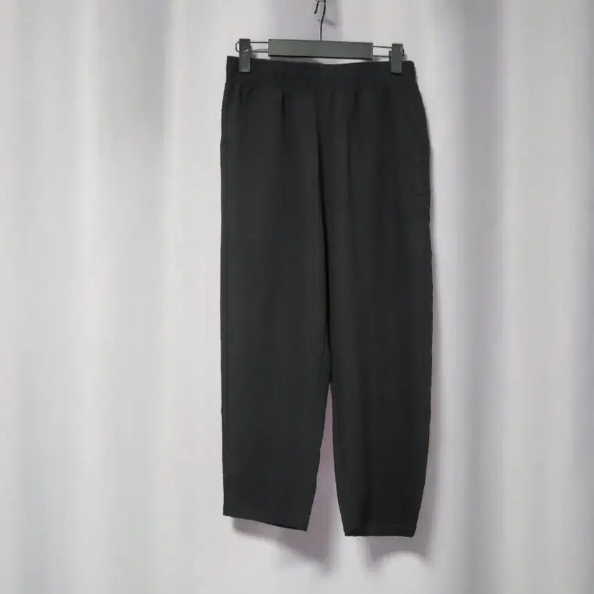 [BUNJANG] Button Detail Elastic Waistband Slacks / 버튼 장식  밴딩 슬랙스
