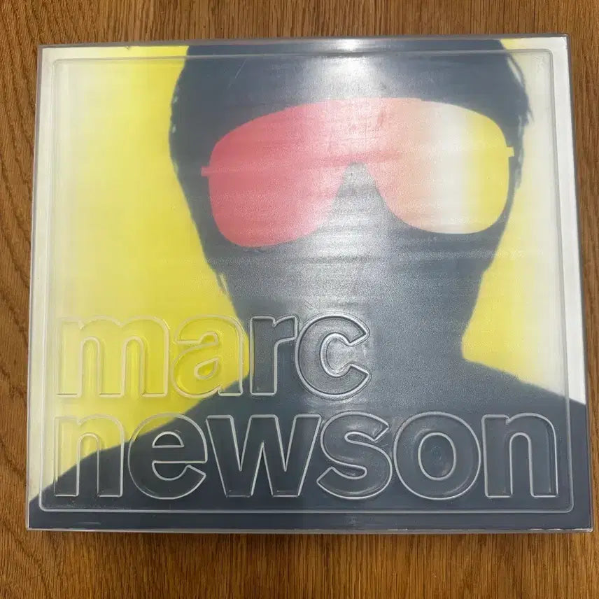 [BUNJANG] Marc Newson Early Design Archive Monograph Book / 산업 디자이너 마크 뉴슨(Marc Newson)의 초기 디자인 아카이브 도서 수입도서 산업디자인