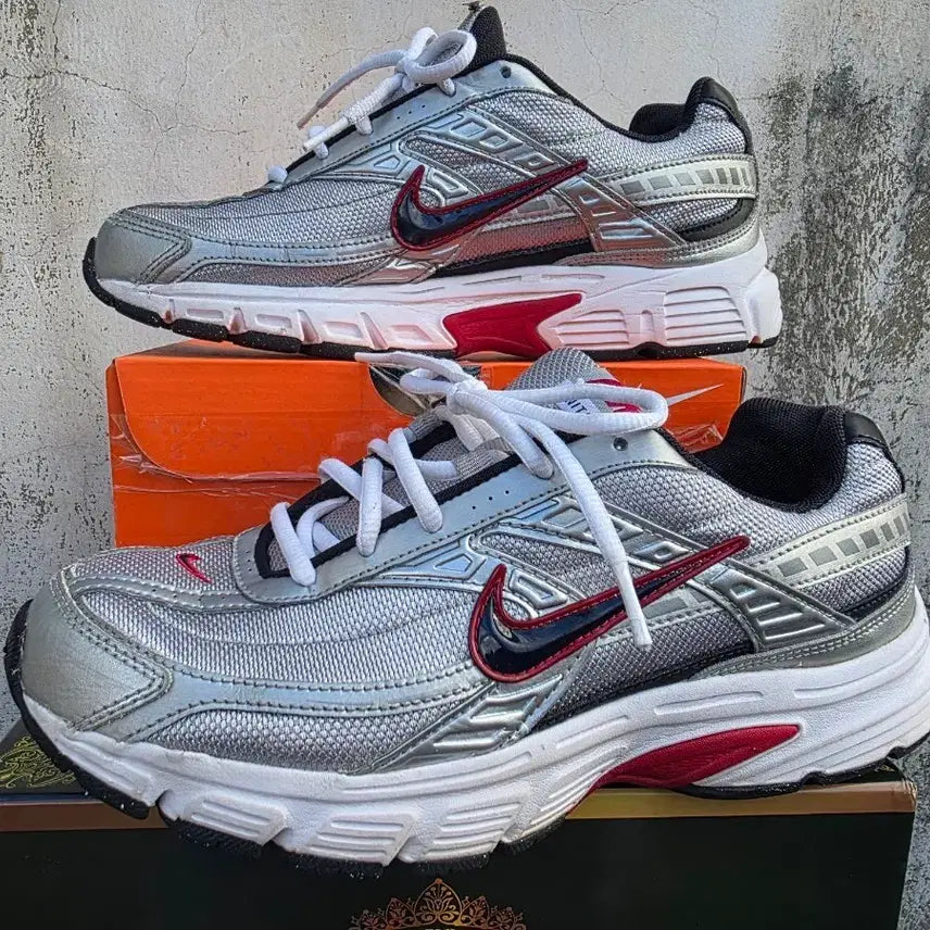 [BUNJANG] Nike Initiator Metallic Silver Black Running Shoes Sneakers 270 / 나이키 이니시에이터 메탈릭 실버 블랙 270 러닝화 운동화