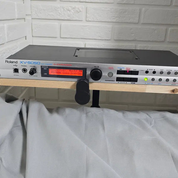 [BUNJANG] Roland XV-5050 Synthesizer Module / 로랜드XV5050