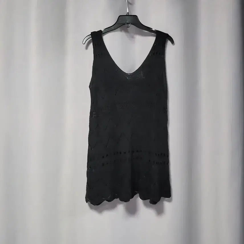 [BUNJANG] Crochet Sleeveless Knit Top / 크로쉐 민소매 니트
