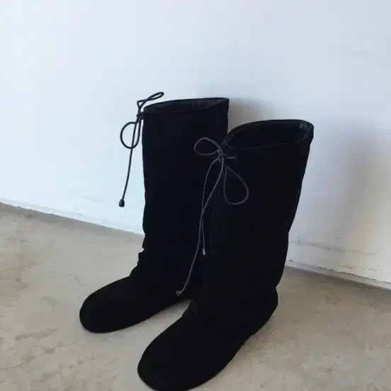 [BUNJANG] Ribbon Suede Boots / 리본 스웨이드 부츠