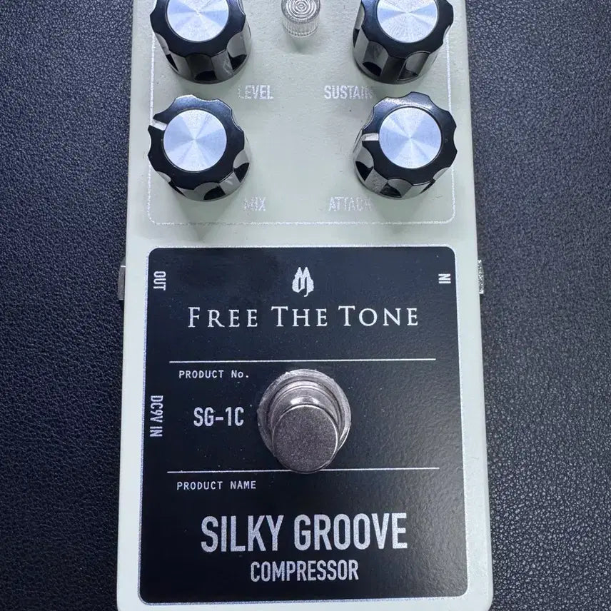 [BUNJANG] Fredaton Silky Groove Compressor Mint Condition / 프리더톤 실키 그루브 컴프레서 민트/박풀