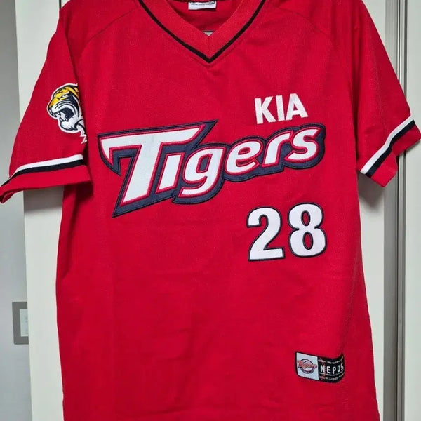 [BUNJANG] Kia Tigers Yoon Seok-min #15 Baseball Jersey 95 (M) / 기아타이거즈 유니폼 95사이즈 윤석민 마킹 판매합니다