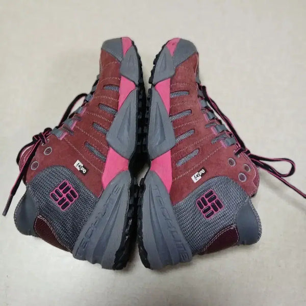[BUNJANG] Columbia Techlite Hiking Boots / 컬럼비아 테크라이트 등산화 240
