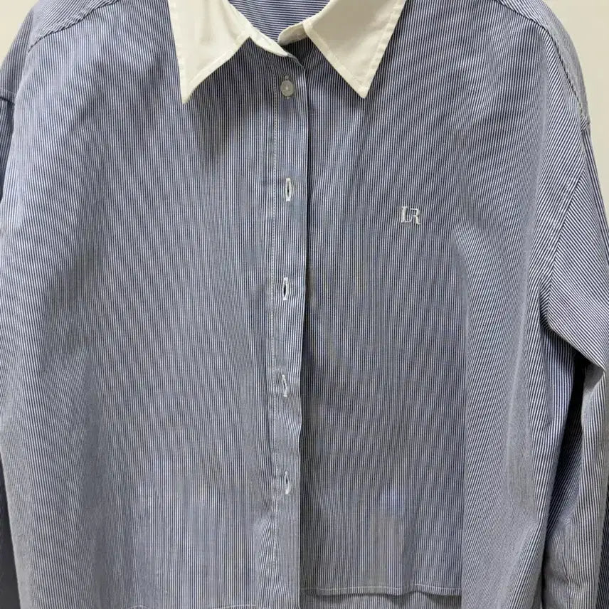 [BUNJANG] LEBA Stripe Color-Blocked Cropped Shirt / 르바 스트라이프 배색 크롭셔츠