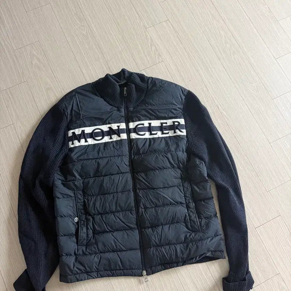 [BUNJANG] Moncler Knit Padded Jacket Large / 몽클레어 니트패딩 라지사이즈