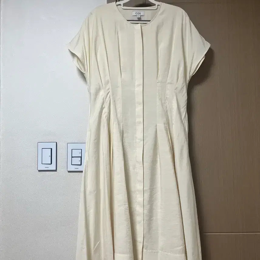 [BUNJANG] COS Ivory Pintuck Dress EUR 40 / COS 아이보리 핀턱 원피스 EUR 40