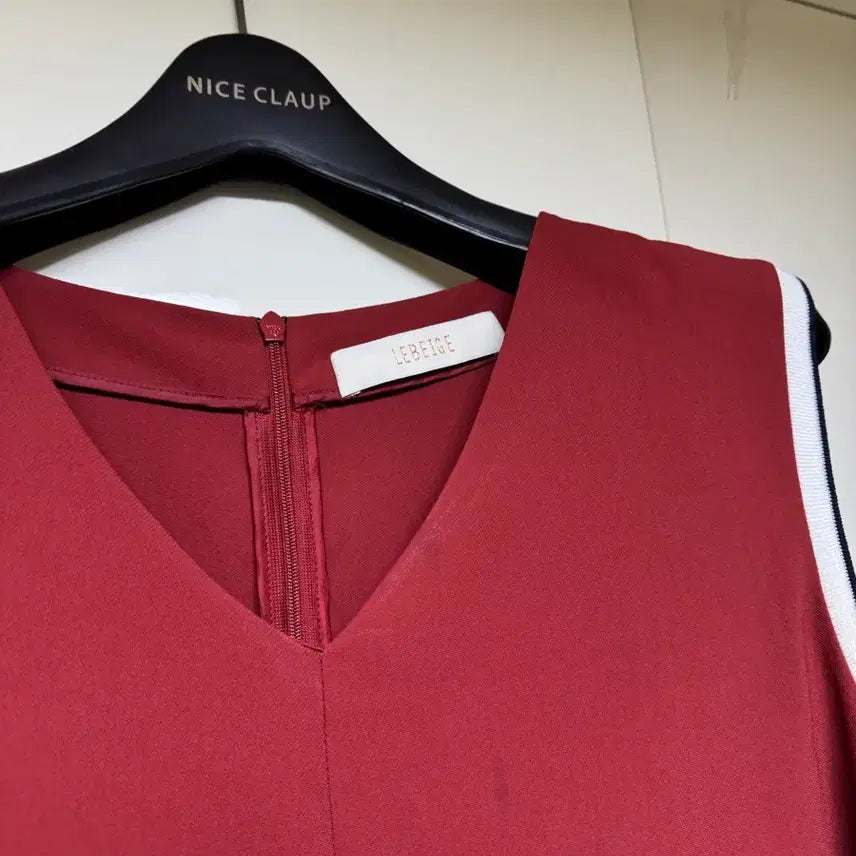 [BUNJANG] LEBEIGE Sleeveless Burgundy Dress / LEBEIGE 르베이지 버건디 슬리브리스 원피스