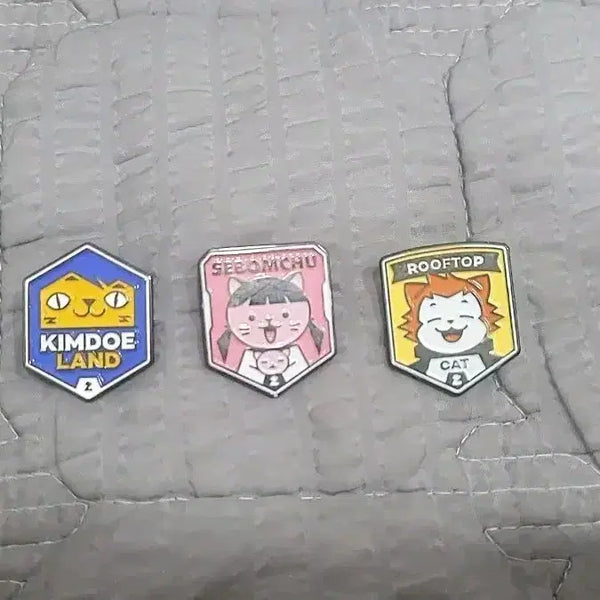 [BUNJANG] Chijik Pop-up Store Metal Badge Set / 치지직 팝업스토어 금속 뱃지 판매합니다