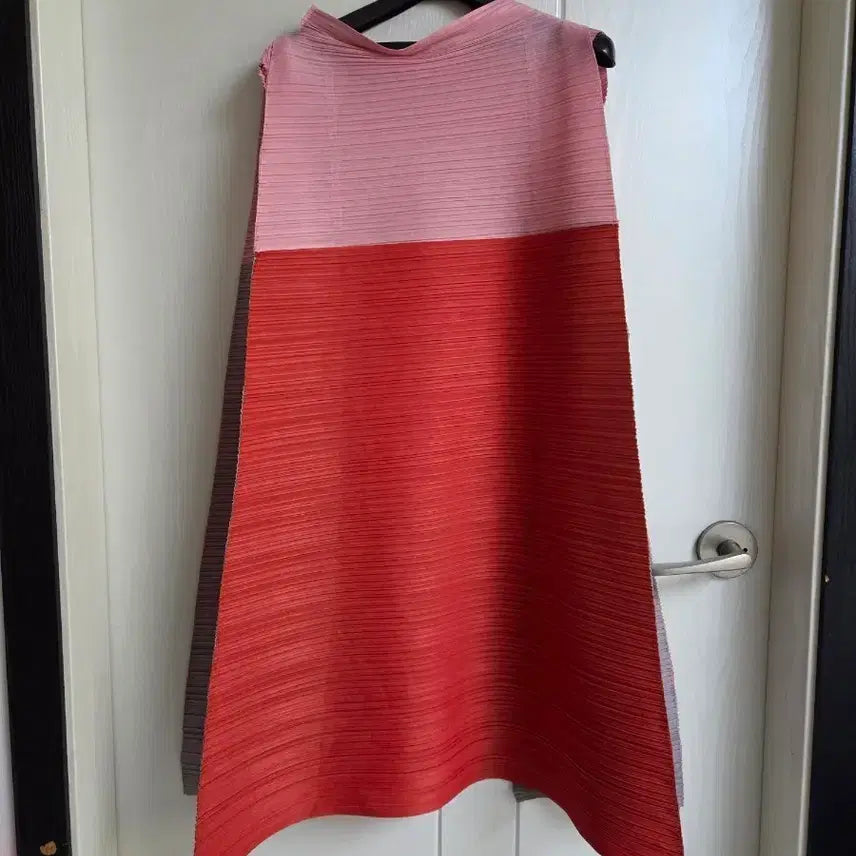 [BUNJANG] Pleated Sleeveless Midi Dress / 플리츠  민소매 원피스