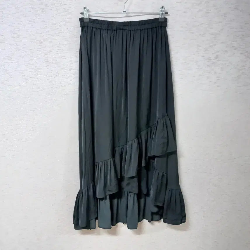 [BUNJANG] Atelier Vanessa Bruno Black Unbalance Long Skirt / B7-30/아떼바네사브루노 블랙 언블란스 롱스커트 여성