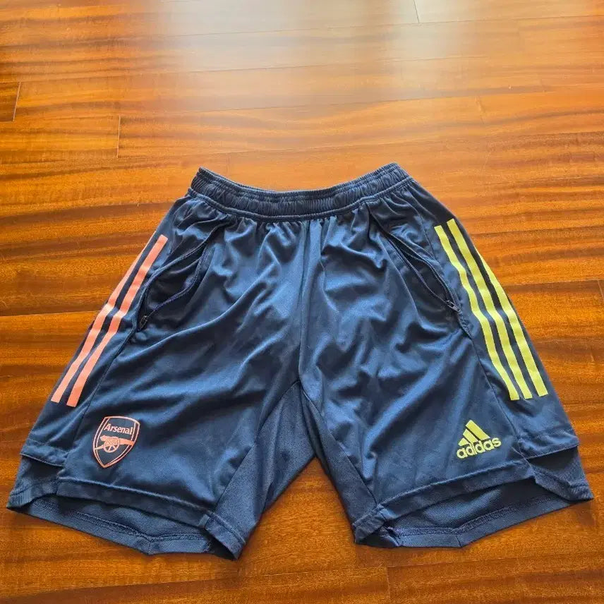 [BUNJANG] Adidas Arsenal 2021 Training Shorts (FQ6192) / 의류_아디다스_남성_아스날 2021 트레이닝 쇼츠 2021(FQ6192)
