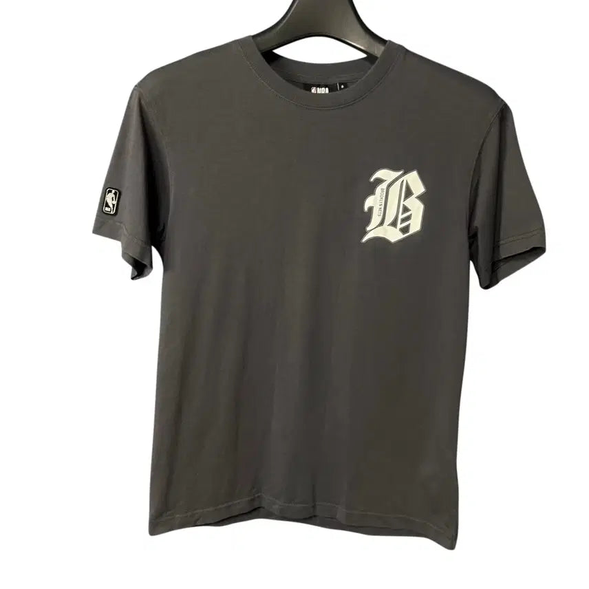 [BUNJANG] Brooklyn Nets NBA Charcoal Short Sleeve T-Shirt / S NBA 브루클린네츠 차콜 반팔 티셔츠
