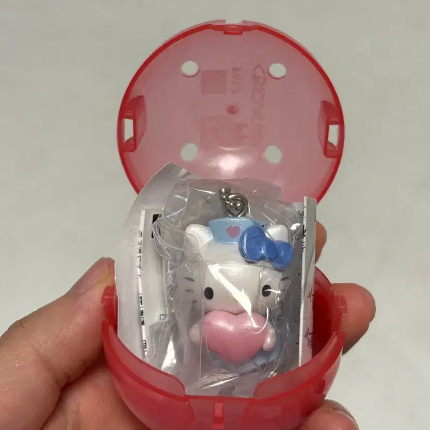 [BUNJANG] Sanrio Hello Kitty Gacha Figure / 산리오 키티가챠