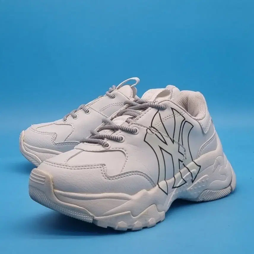 [BUNJANG] MLB Big Ball Chunky NY Women's Sneakers (235) / a MLB 빅볼청키 NY 여성운동화235