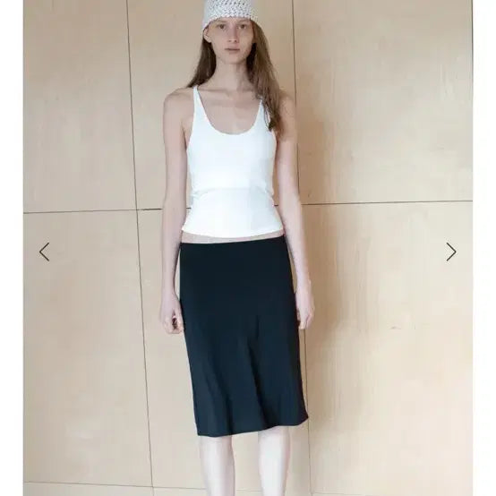 [BUNJANG] ehre Basic Tank Top White / ehre 베이직 탱크탑 화이트 새제품