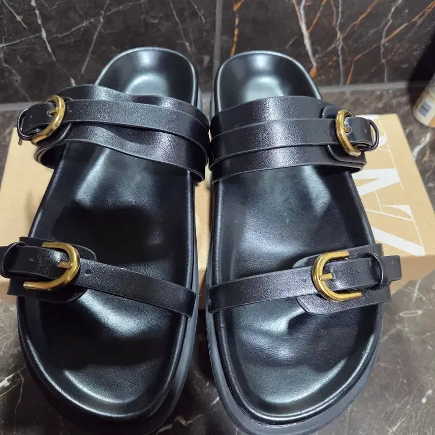 [BUNJANG] ZARA Buckle Slides - 240 / 자라버클슬리퍼 240