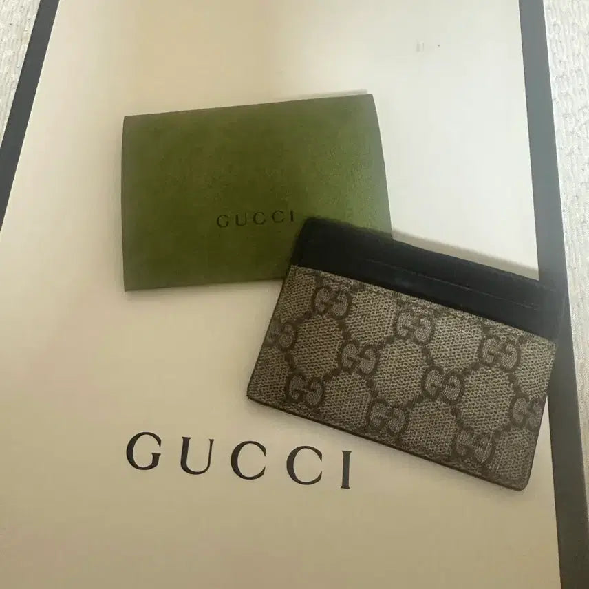 [BUNJANG] Gucci Genuine Card Holder 779775 / 구찌정품 카드지갑 779775