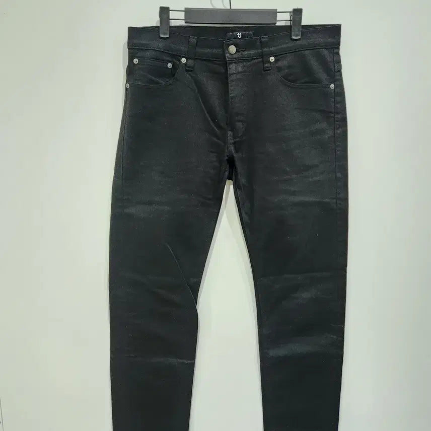 [BUNJANG] Uniqlo +J Straight Fit Selvedge Denim Pants - Size 32 / [32] 유니클로 +J 스트레이트핏 셀비지 팬츠