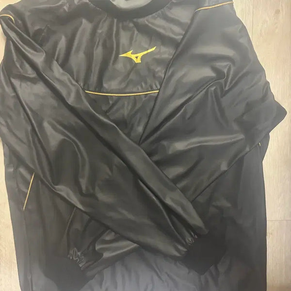 [BUNJANG] Mizuno Golden Line Sweat Suit Set - Medium / 미즈노 땀복 골든라인 상하의 세트 판매합니다