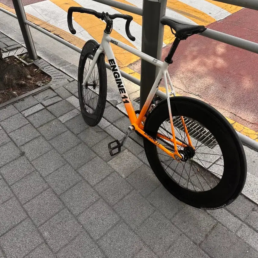 [BUNJANG] Engine11 Vortex Complete Bike / 엔진11 볼텍스 완차 급처