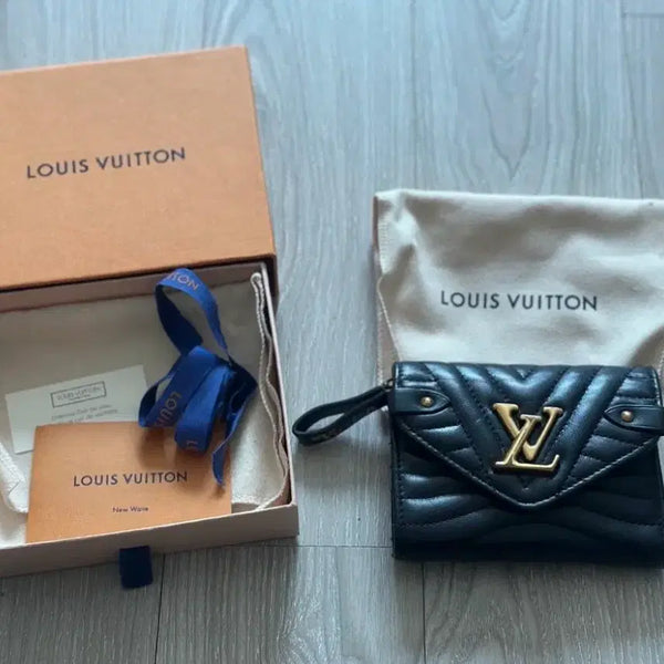 [BUNJANG] Louis Vuitton New Wave Black Card Holder / 루이비통 뉴 웨이브 블랙 카드지갑