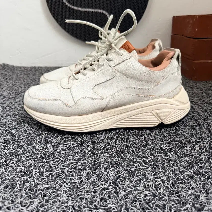 [BUNJANG] BUTTERO Suede Chunky Sneakers with Vibram Sole / 부테로(BUTTERO) 스웨이드 청키 스니커즈 (비브람 솔)