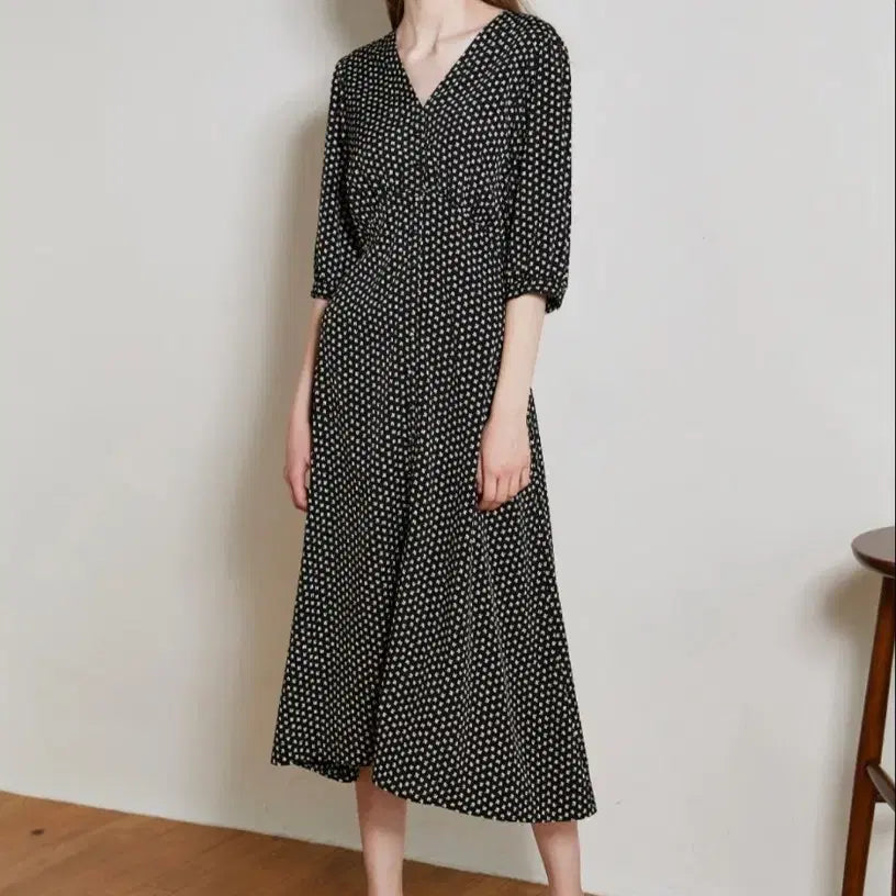 [BUNJANG] Lookcest V-Neck Long Dress Floral Pattern / 룩케스트 브이넥 롱 원피스