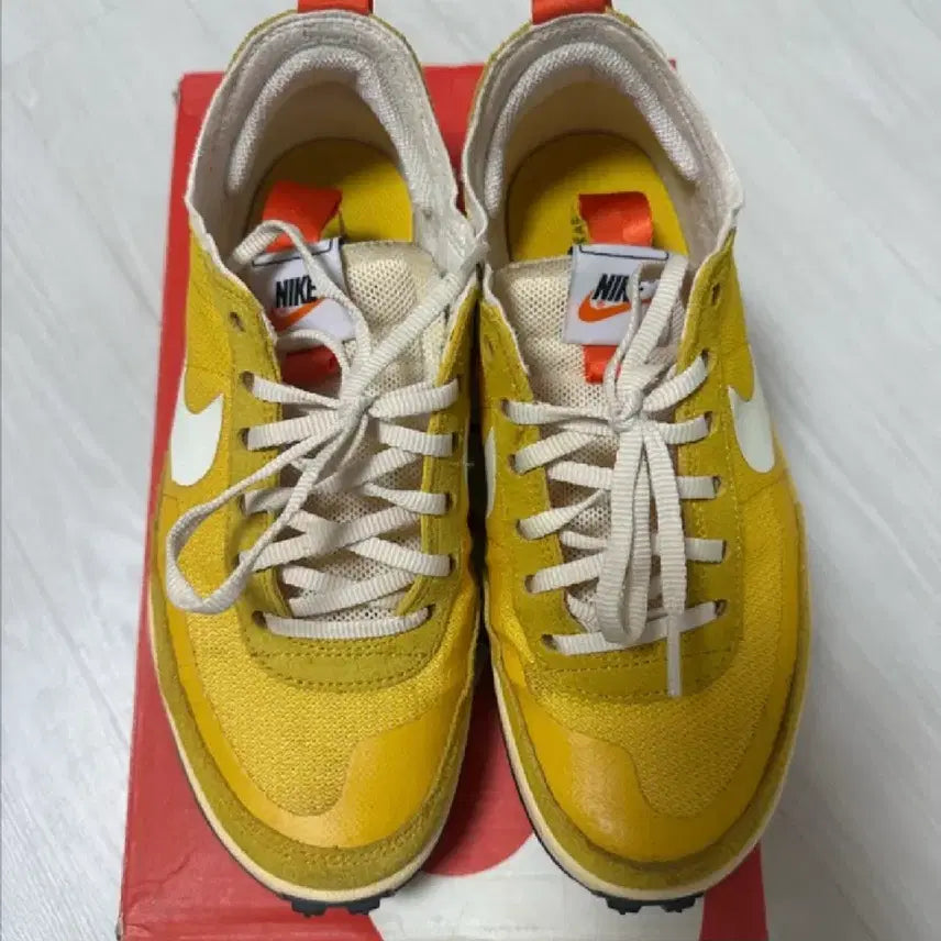 [BUNJANG] Nike Tom Sachs Yellow Sneakers (255mm) / 나이키 엘로우 톰삭스 255(황금사이즈)정품