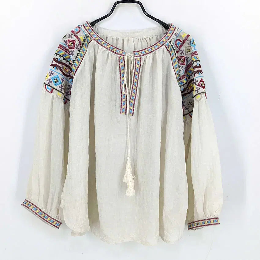 [BUNJANG] Vintage Women's Summer Embroidered Blouse Light Beige / 빈티지 여성 여름 자수 9부 루즈핏 블라우스 연베이지 (HU46201)