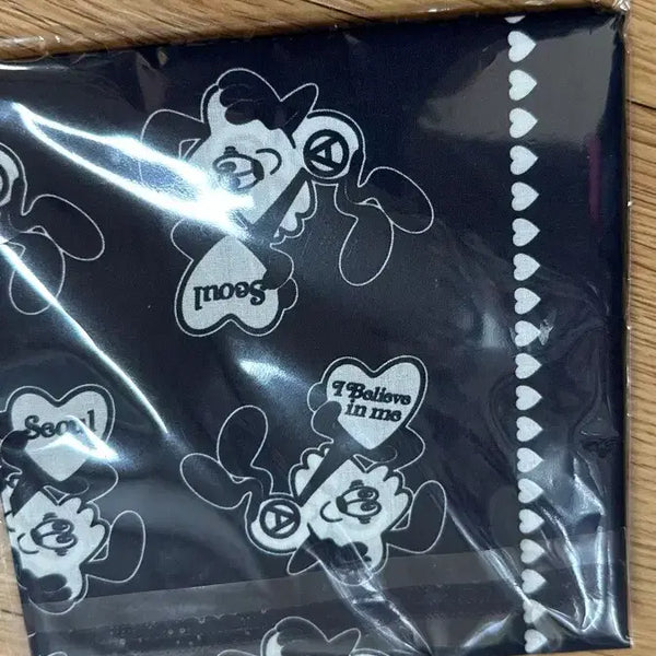 [BUNJANG] Verdy Bandana Scarf Navy Lotte Museum Exhibition Goods / 베르디 반다나 스카프 손수건 네이비 verdy 롯데 뮤지엄 전시 굿즈