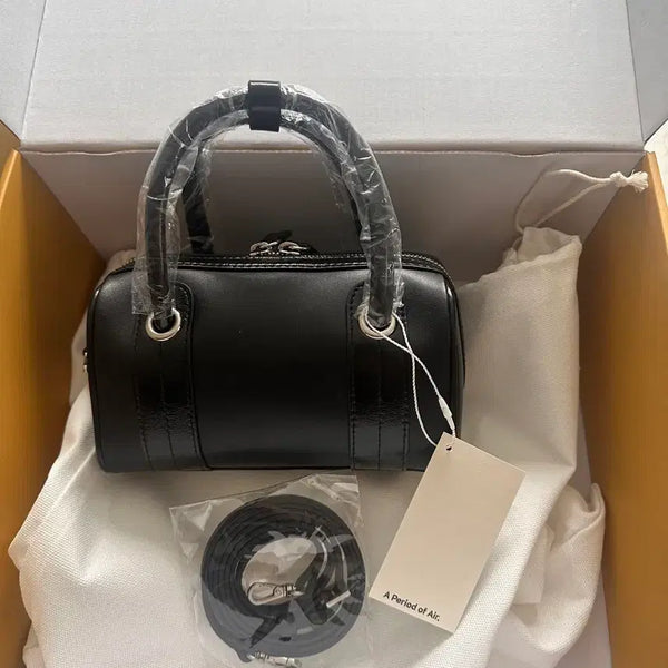 [BUNJANG] A Period Of All Shoulder Bag Black / A Period of All 숄더백 블랙 아포아 새제품