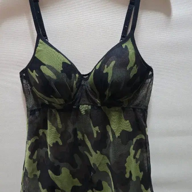 [BUNJANG] Camouflage Sleeveless Bra Top XL / 카모플라쥬 민소매 브라탑XL