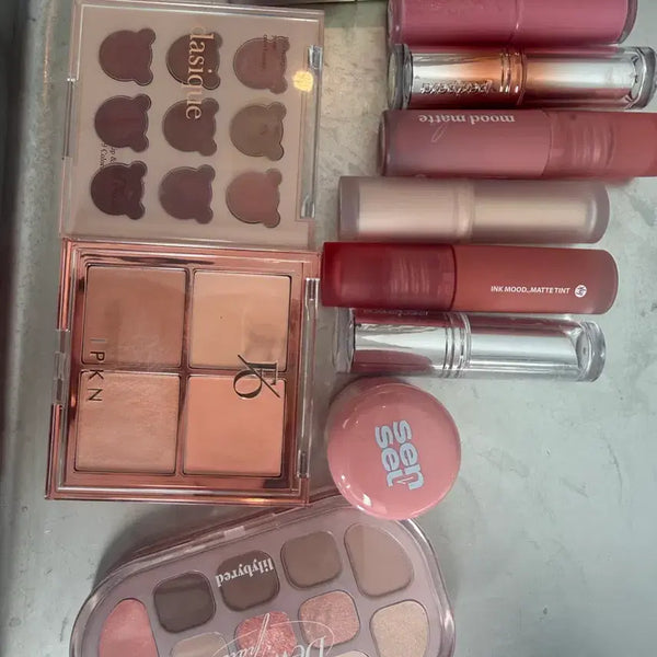 [BUNJANG] Various Brands Warm Tone Eyeshadow Palettes and Lip Products Bundle / 웜톤 팔레트 화장품일괄 입큰 클리오 페리페라 데이지크 릴리바이레드