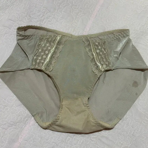 [BUNJANG] Beige Lace Women's Panties / (중고) 베이지 레이스 여성 팬티 속옷 0002