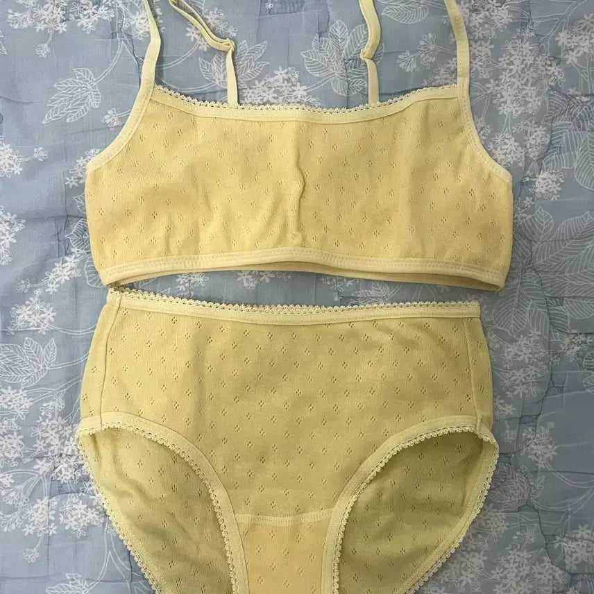 [BUNJANG] 5pening Comfy Bralette + Panty Set (Lemon, S) / 새 상품) 5pening 오프닝 컴피 브라렛+팬티 세트 S