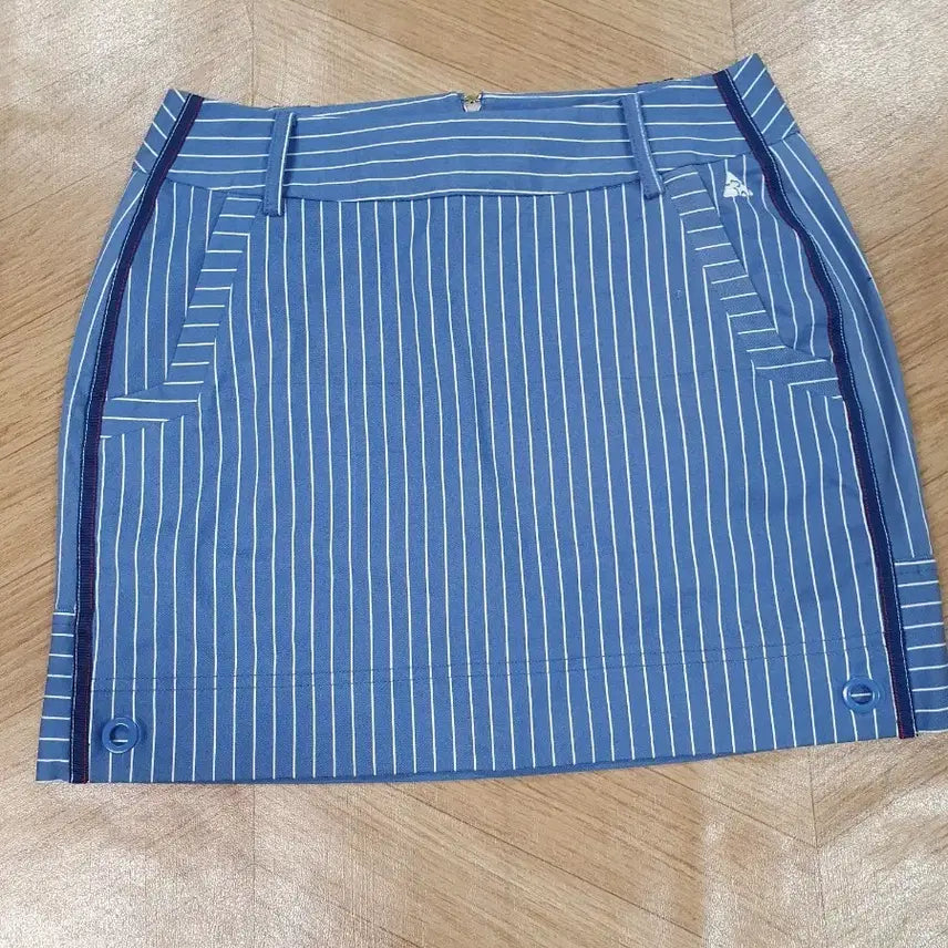 [BUNJANG] Greenjoy Sportive Women's Blue Stripe Golf Skirt / 그린조이 스포르티브 여성 골프 스커트 블루 스트라이프