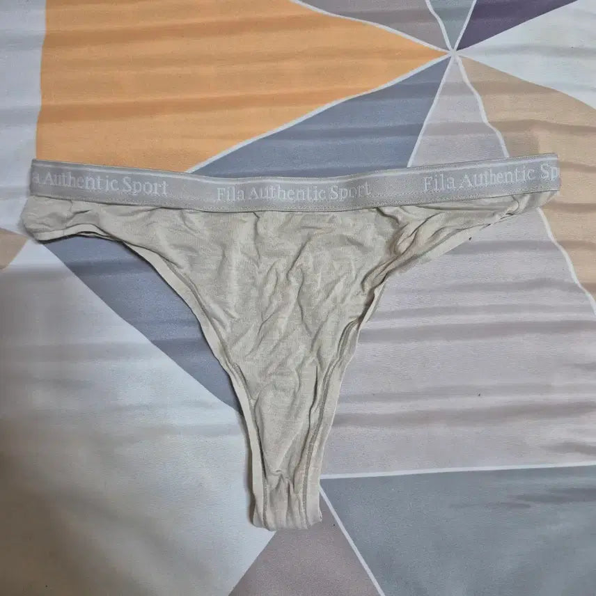 [BUNJANG] Fila Women's Thong Underwear Beige / (중고) 필라 티팬티 여성속옷