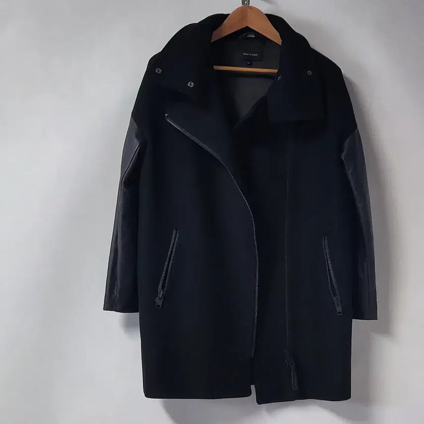 [BUNJANG] MACKAGE Montreal Wool Sleeve Leather Trim High Neck Coat Black / 맥케이지 몬트리올 울 슬리브 가죽 배색 하이넥 코트 블랙 105