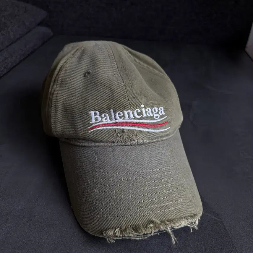 [BUNJANG] Balenciaga Wave Logo Distressed Baseball Cap L Khaki / 발렌시아가 웨이브 로고 디스트로이드 볼캡 L 카키